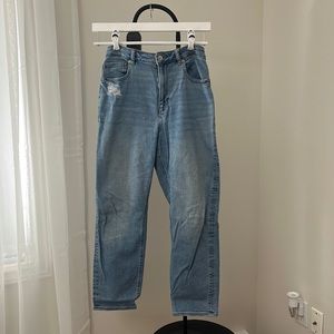 American Eagle Straight Leg Jeans